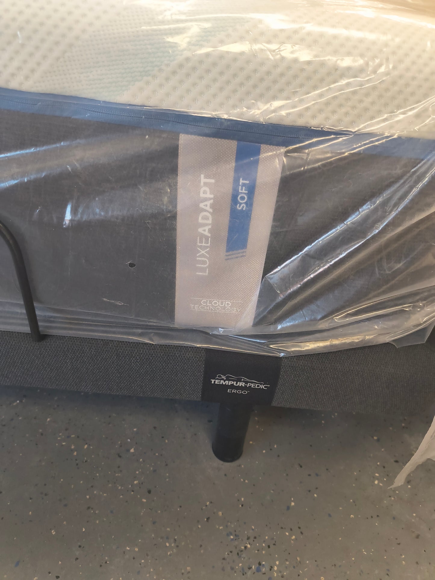 Tempurpedic Lux Adapt Soft Queen Mattress