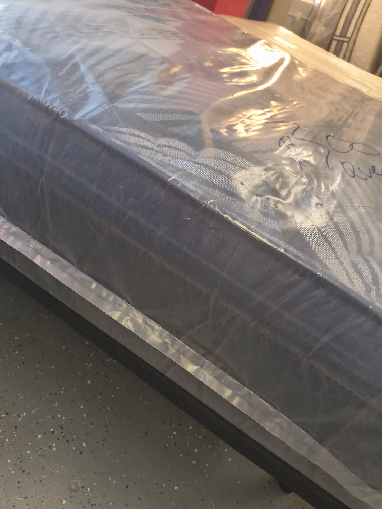 Serta Pillowtop Queen